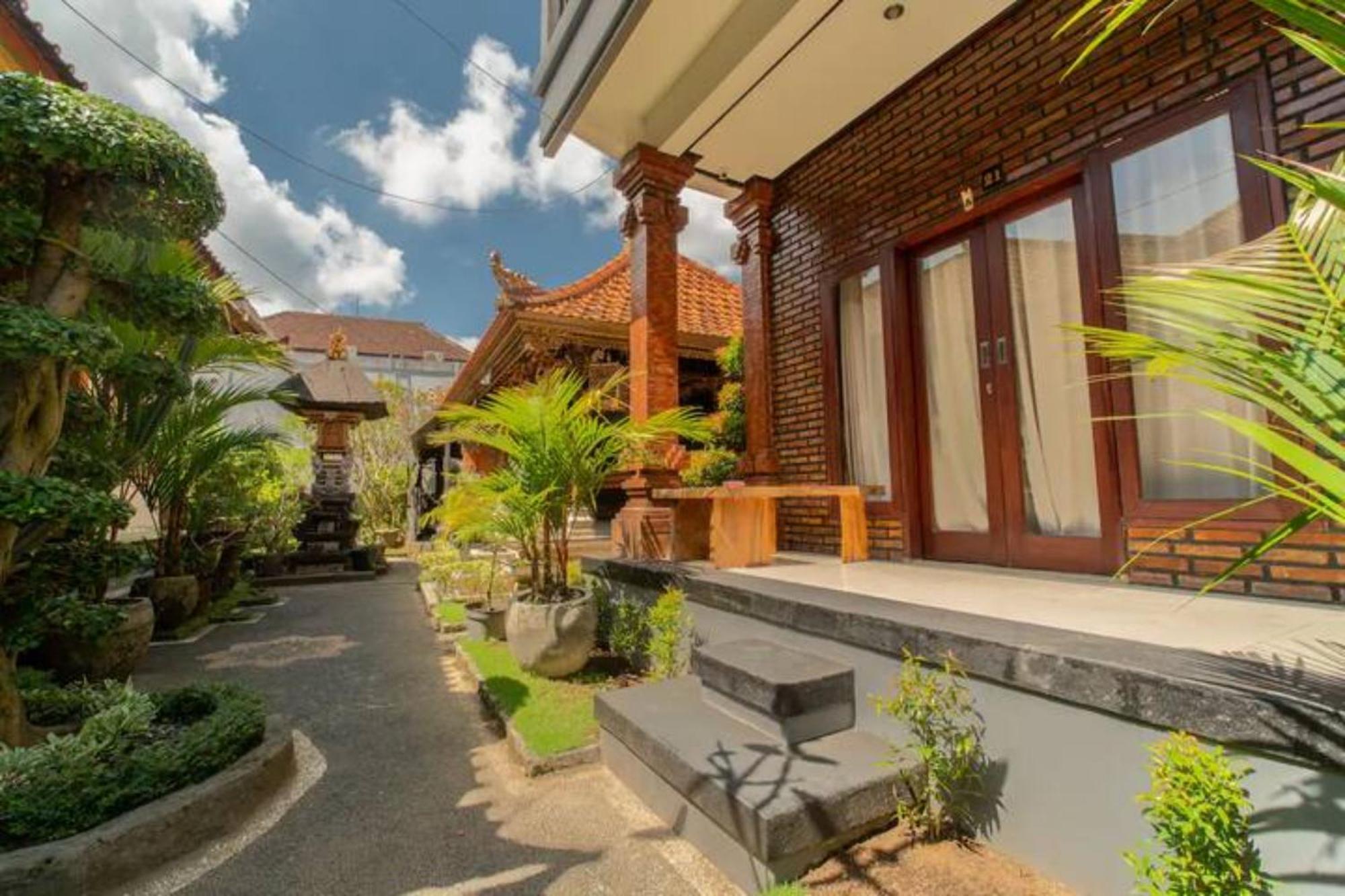 Pondok Lulik Homestay Canggu Exterior foto