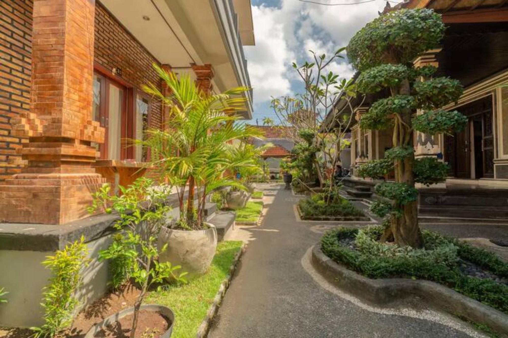 Pondok Lulik Homestay Canggu Exterior foto