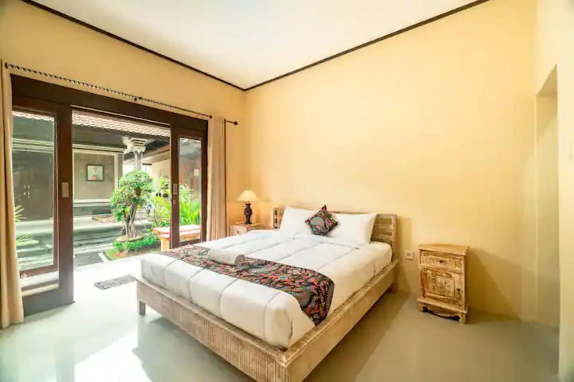 Pondok Lulik Homestay Canggu Exterior foto